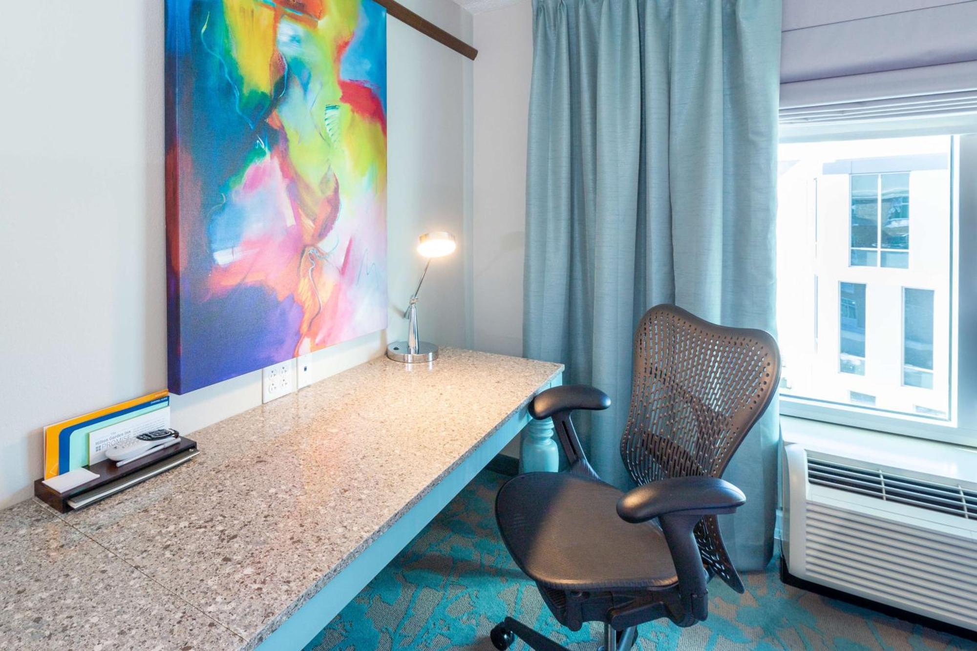 Hilton Garden Inn Asheville Downtown Buitenkant foto